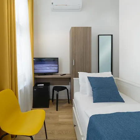 Res Hotel 3*