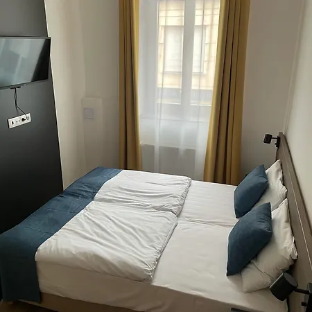 Hotel Res Budapest