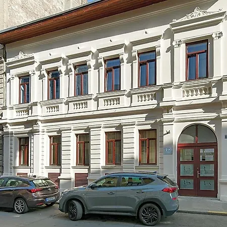 Res Budapeszt