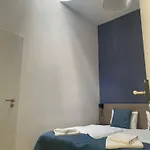 Szálloda Res
